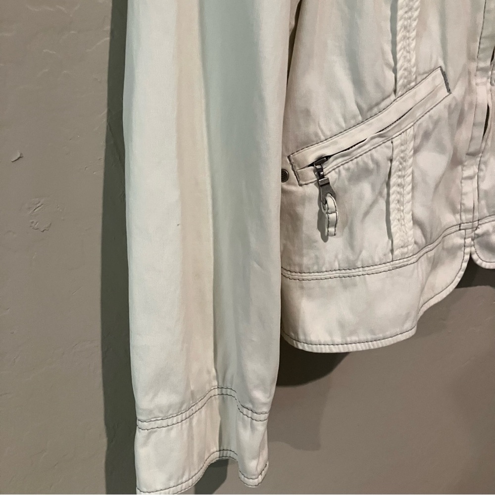 LOFT Ann Taylor Women's Cream Bomber Jacket Size 8 - Picture 3 of 16